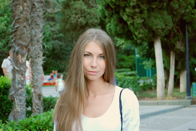Где найти девушки